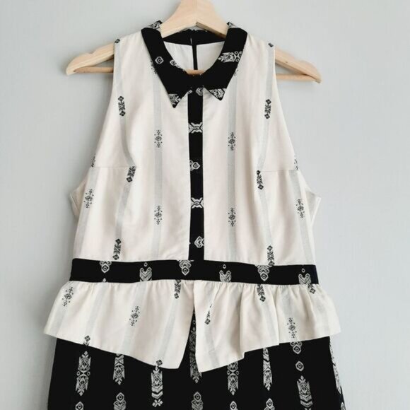 EVE GRAVEL Contrast Collar Peplum Sheath Dress Floral Embroidery B&W Sz L - Picture 3 of 16